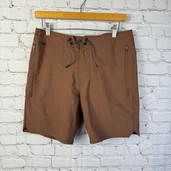 Roark Layover Hybrid Trail Shorts 18" Dark Khaki Size 30 - Picture 1 of 9